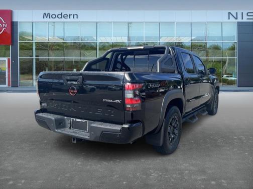 2022 Nissan Frontier PRO-4X