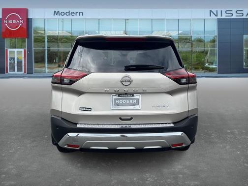 2022 Nissan Rogue Platinum