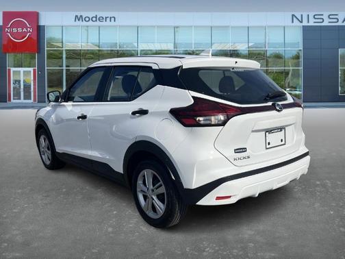2021 Nissan Kicks S