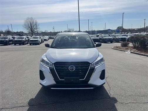 2021 Nissan Kicks S