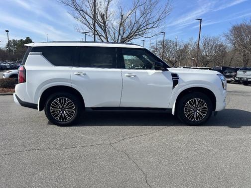 2025 Nissan Armada SL