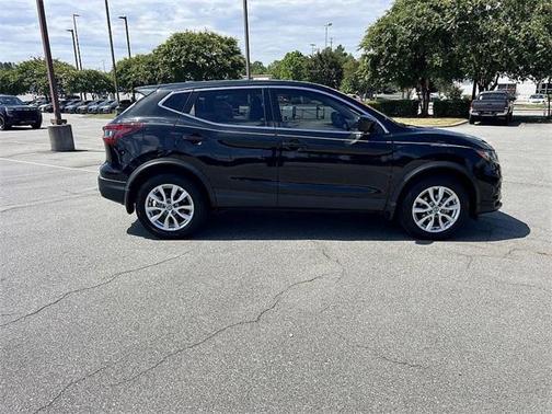 2022 Nissan Rogue Sport S