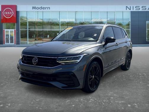2022 Volkswagen Tiguan 2.0T SE R-Line Black