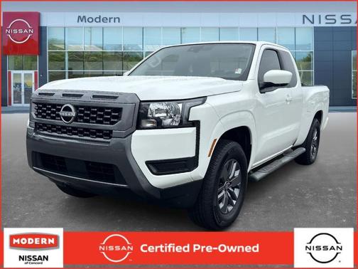 2025 Nissan Frontier SV