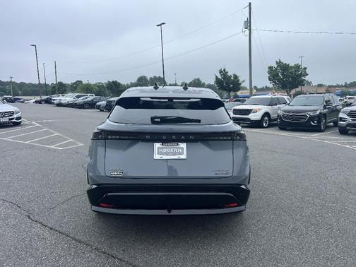 2t Gry Blk Roof 2024 Nissan ARIYA PLATINUM+
