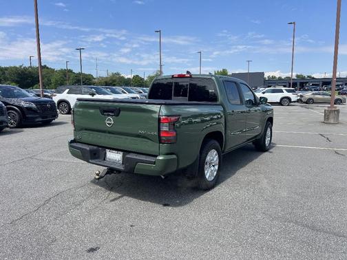 Tactical Green 2022 Nissan Frontier SV