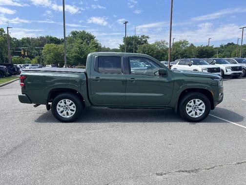 Tactical Green 2022 Nissan Frontier SV