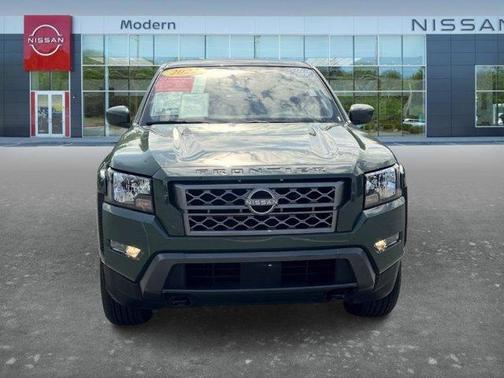 Tactical Green 2022 Nissan Frontier SV