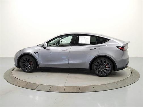 2024 Tesla Model Y Performance Dual Motor All-Wheel Drive