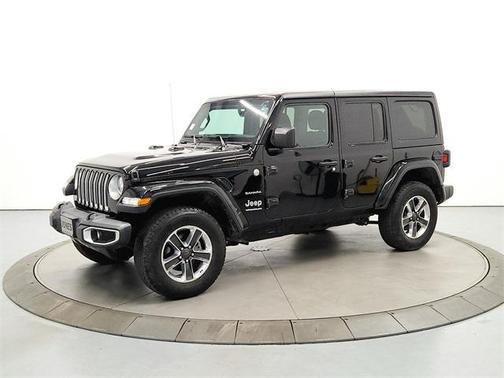 2023 Jeep Wrangler 4-Door Sahara