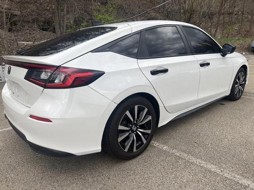 2022 Honda Civic EX-L