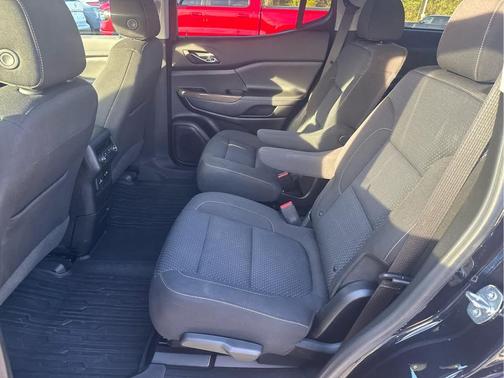 2022 GMC Acadia AWD SLE