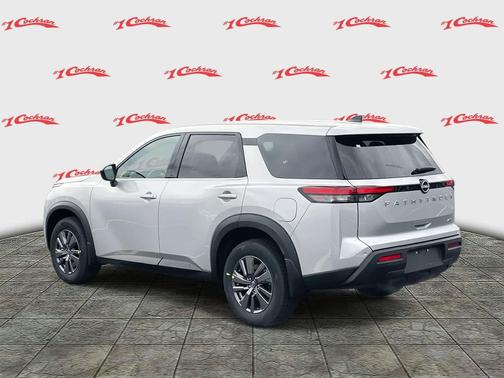 2025 Nissan Pathfinder S 4WD