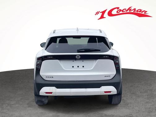 2025 Nissan Kicks SV