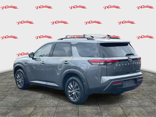 2022 Nissan Pathfinder SV 4WD