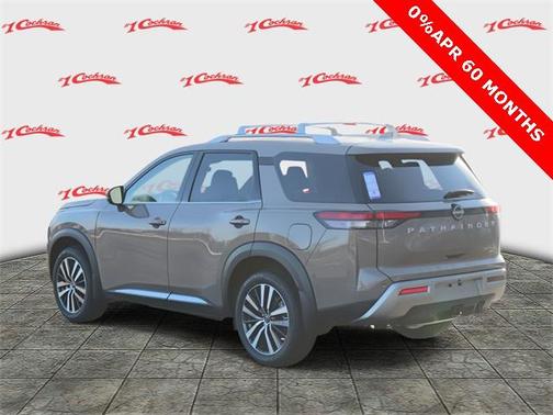 2025 Nissan Pathfinder Platinum
