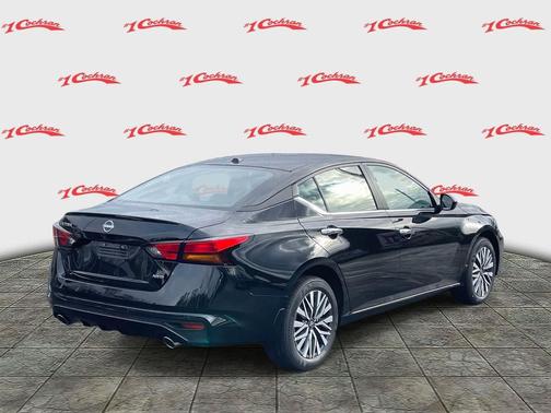 2025 Nissan Altima SV AWD