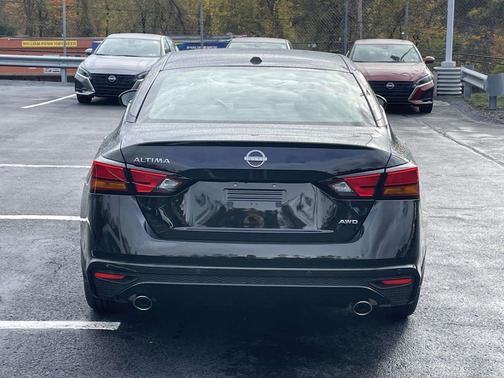 2025 Nissan Altima SV AWD
