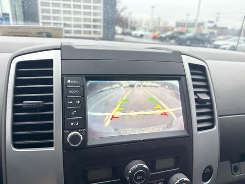 2021 Nissan Frontier SV