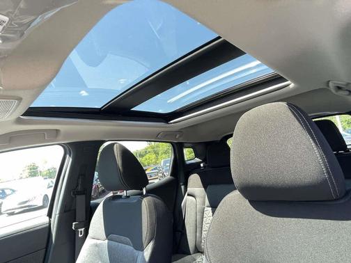 Deep Blue Pearl 2026 Nissan Kicks SV