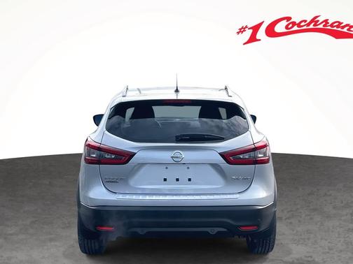 2022 Nissan Rogue Sport SV