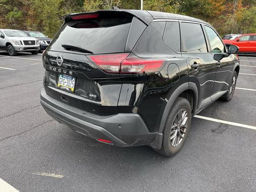2021 Nissan Rogue S