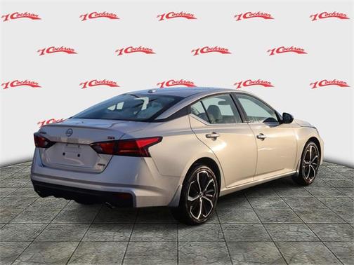 2025 Nissan Altima SR