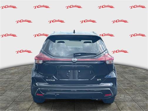 2024 Nissan Kicks SR