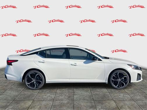 2025 Nissan Altima SR AWD