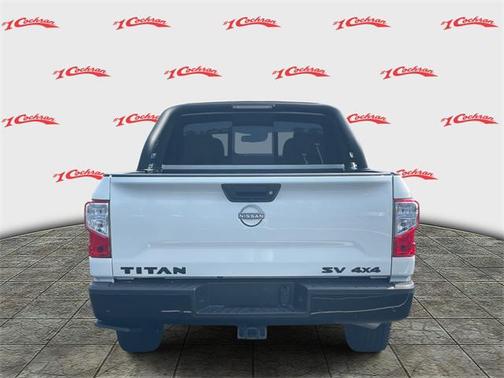 2024 Nissan Titan SV