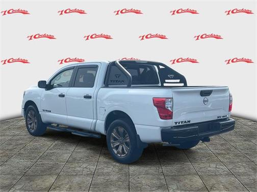 2024 Nissan Titan SV