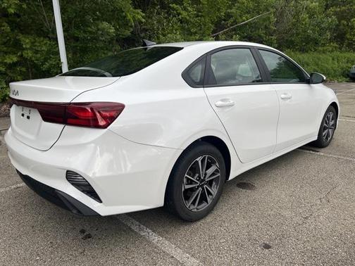 2022 Kia Forte LXS