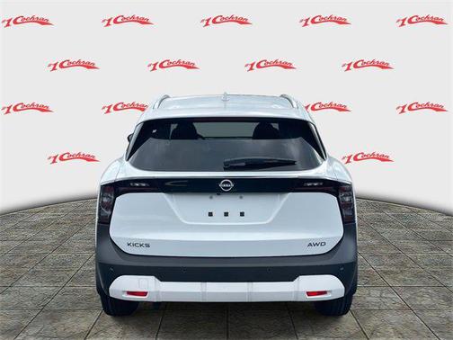 2025 Nissan Kicks SV