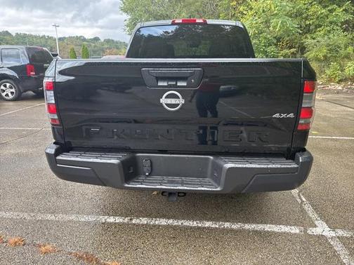 2024 Nissan Frontier S