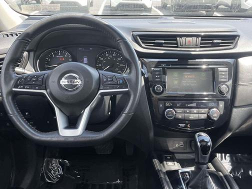 Gun Metallic 2020 Nissan Rogue SL