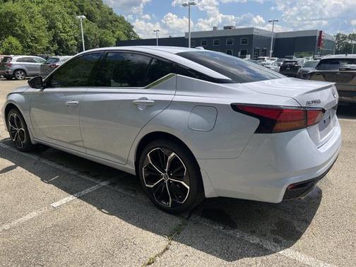 2025 Nissan Altima 2.5 SR