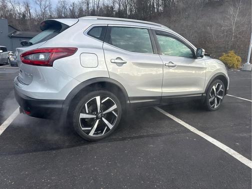 2020 Nissan Rogue Sport SL