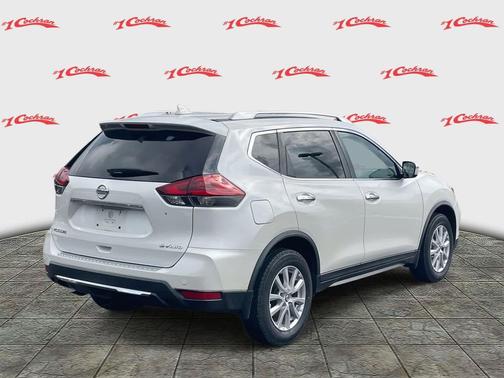 2020 Nissan Rogue SV