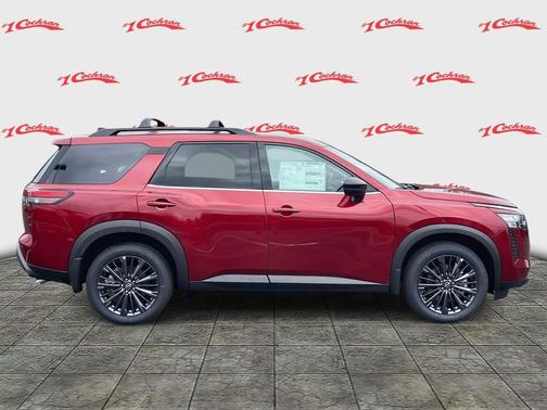 2026 Nissan Pathfinder SL