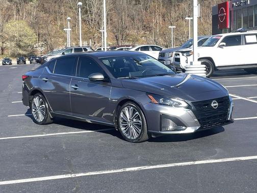 2023 Nissan Altima 2.5 SL