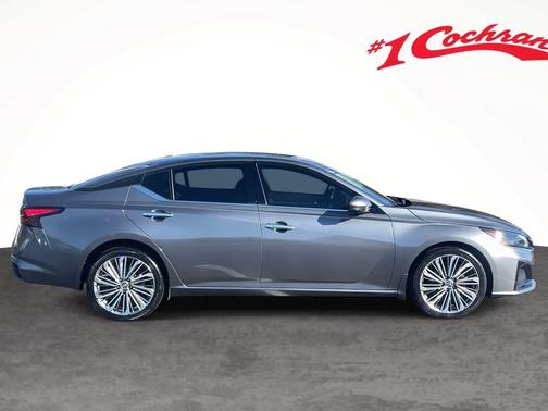 2023 Nissan Altima 2.5 SL