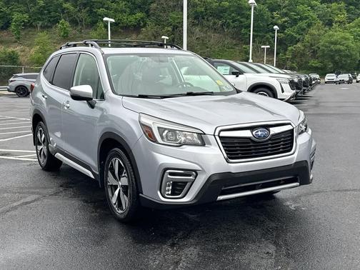 Ice Silver Metallic 2019 Subaru Forester Touring