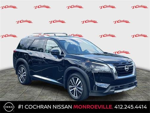 2025 Nissan Pathfinder Platinum
