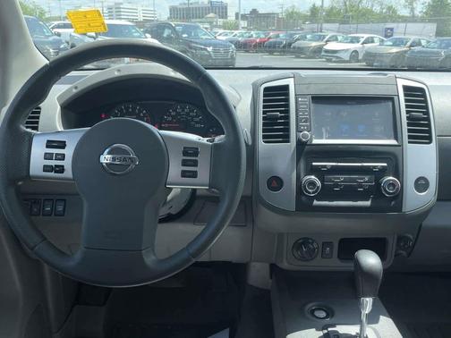 Gun Metallic 2020 Nissan Frontier SV