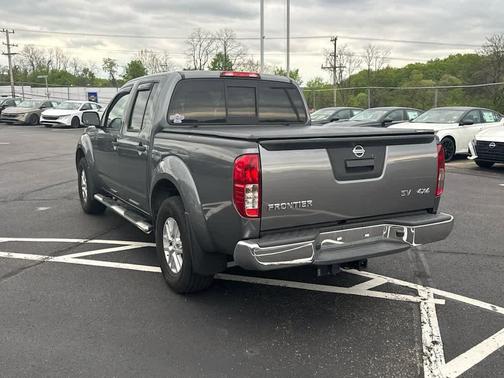 Gun Metallic 2020 Nissan Frontier SV