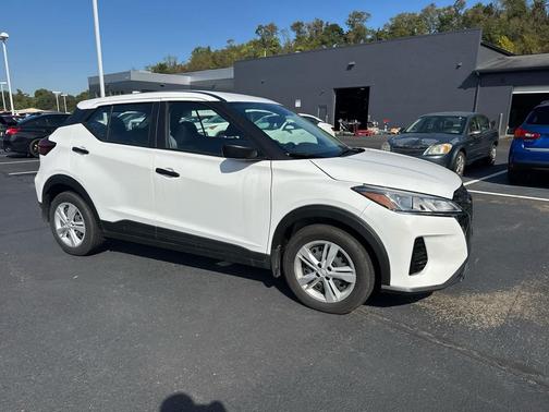 2024 Nissan Kicks S