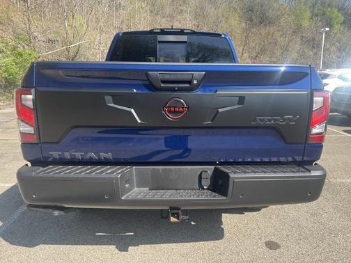 2024 Nissan Titan PRO-4X