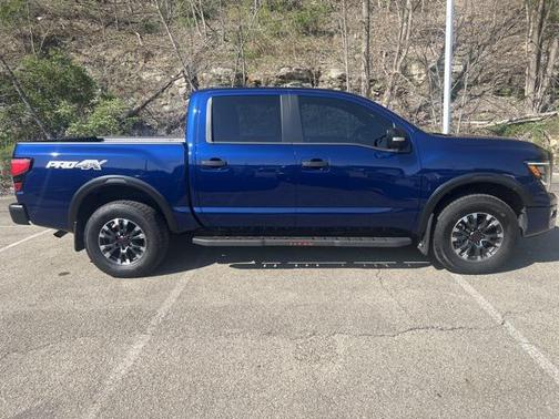 2024 Nissan Titan PRO-4X