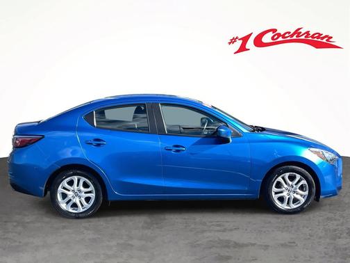 2017 Toyota Yaris iA Base