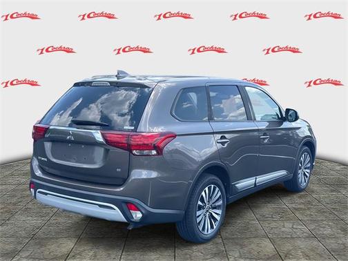 2020 Mitsubishi Outlander SE